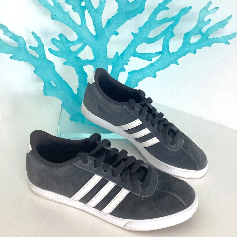 REDUCED WMNS Gray Suede White Leather ADIDAS three stripes sneakers worn 2x 7.5